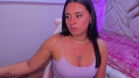 lorem_adams online show from January 2025 08:36:01 AM