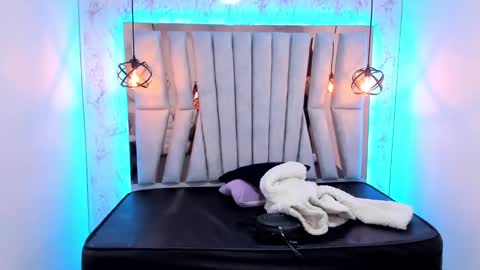 lorem_adams online show from February 2025 06:09:02 PM