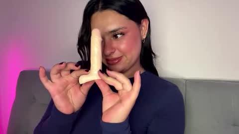 lorem_adams online show from May 2026 02:14:01 PM
