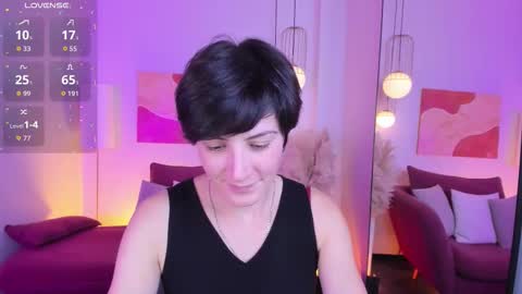 Loren online show from October 2025 02:35:01 PM