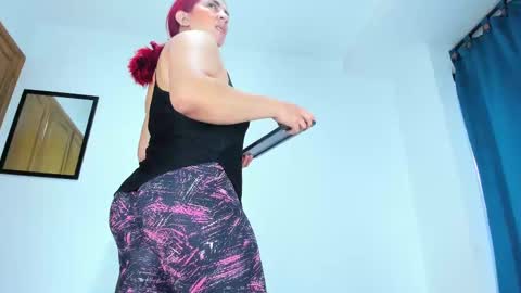 Loren Grey  online show from February 2025 11:32:02 AM