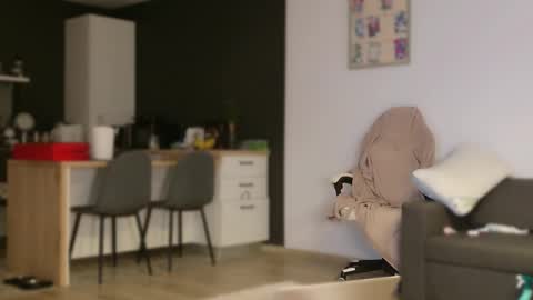 Amelia online show from September 2025 07:29:01 PM