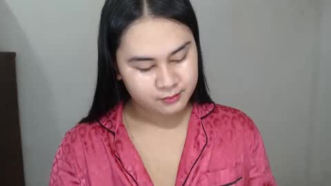 LOREN online show from January 2025 06:33:02 PM