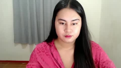 LOREN online show from January 2025 07:28:01 AM