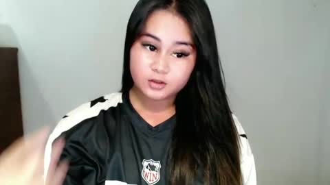 LOREN online show from January 2025 07:13:02 PM