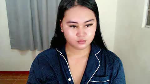 LOREN online show from February 2025 06:19:01 AM