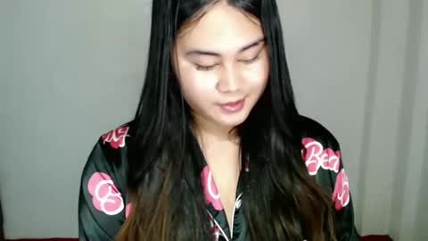 LOREN online show from March 2025 05:02:01 PM