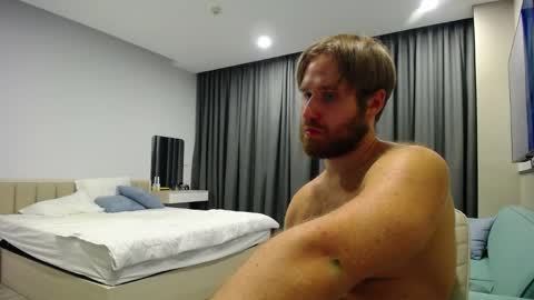 Lorenz online show from May 2026 07:11:01 PM