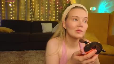 Alice online show from October 2025 05:19:02 AM