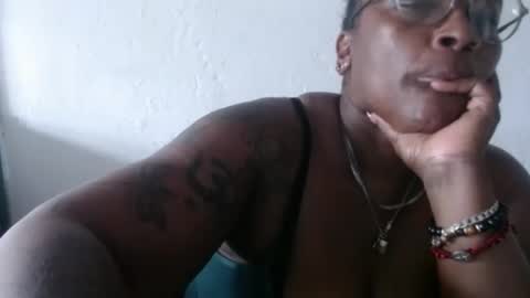 Snapshot of loretybighot chatting on December 2024 09:40:01 PM loretybighot online show from December 2024 09:40:01 PM