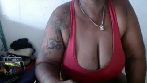 Snapshot of loretybighot chatting on January 2025 12:47:02 PM loretybighot online show from January 2025 12:47:02 PM