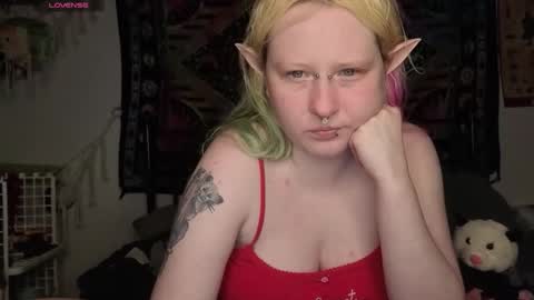 Lori Critter online show from May 2026 12:18:01 AM