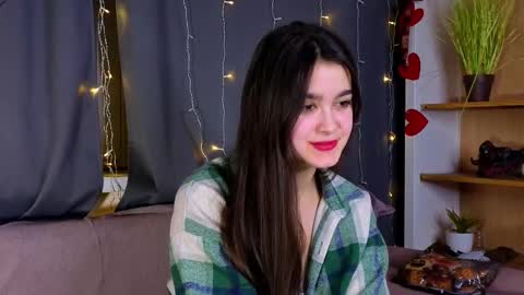 Nicole online show from March 2026 08:26:01 PM