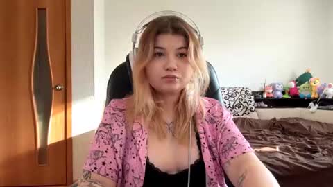 Stasha online show from July 2026 09:01:02 AM