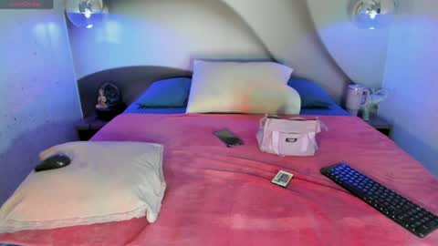 Lotti online show from April 2026 07:55:01 PM