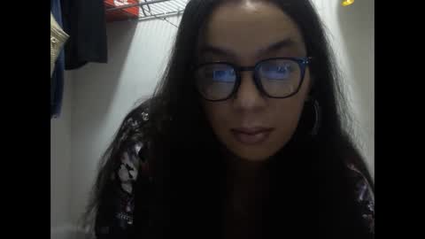 Jasmine online show from October 2025 08:33:01 AM