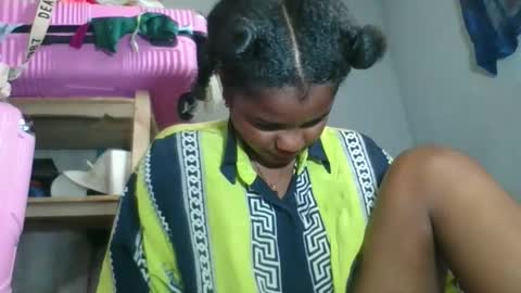 louane98 online show from February 2026 05:59:02 AM