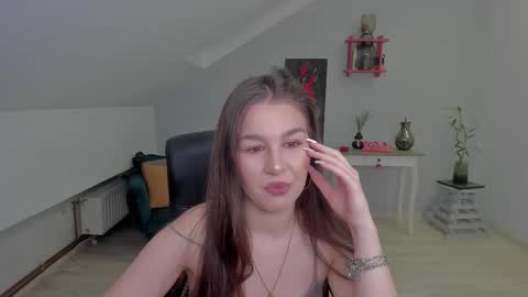 Snapshot of louannahart chatting on February 2026 04:32:01 AM louannahart online show from February 2026 04:32:01 AM