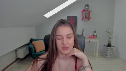 Snapshot of louannahart chatting on March 2026 07:15:01 AM louannahart online show from March 2026 07:15:01 AM