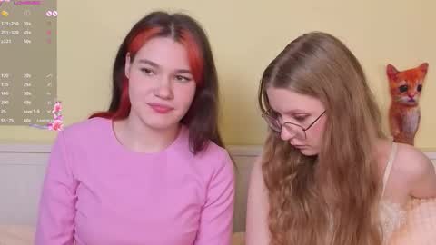 Riley online show from September 2025 07:04:01 PM