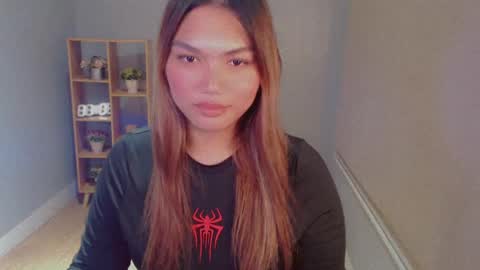 Snapshot of louheart chatting on December 2024 05:00:01 PM Sweet online show from December 2024 05:00:01 PM