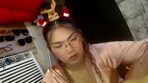 Snapshot of louheart chatting on January 2025 03:34:01 PM Sweet online show from January 2025 03:34:01 PM