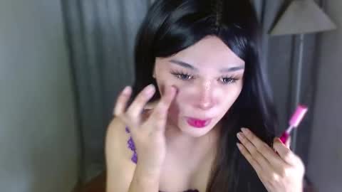 louilalicious online show from October 2025 01:17:02 AM