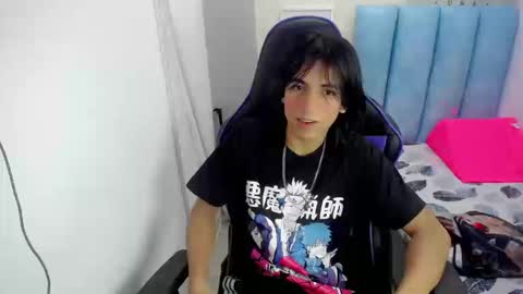 louis_baltazar online show from September 2025 04:07:01 PM