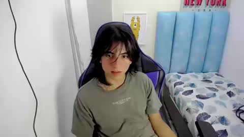 louis_baltazar online show from September 2025 01:13:01 PM