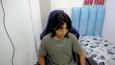 louis_baltazar online show from September 2025 03:58:02 PM