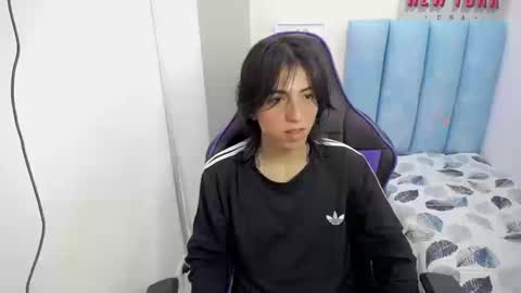louis_baltazar online show from September 2025 03:04:01 PM