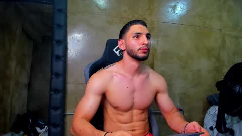 Snapshot of louis_connor chatting on March 2025 01:35:02 AM Louis online show from March 2025 01:35:02 AM