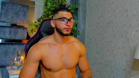 Snapshot of louis_connor chatting on September 2025 10:55:02 PM Louis online show from September 2025 10:55:02 PM