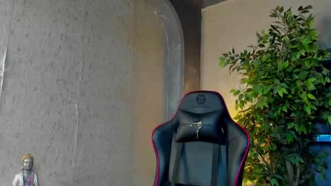 Snapshot of louis_connor chatting on September 2025 10:04:01 PM Louis online show from September 2025 10:04:01 PM