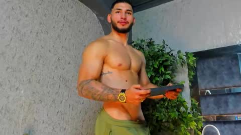 Snapshot of louis_connor chatting on October 2025 08:25:01 PM Louis online show from October 2025 08:25:01 PM