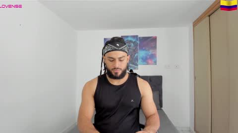 louis_marley_ online show from December 2024 06:48:01 PM