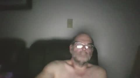 Snapshot of louism13 chatting on March 2026 02:15:02 AM louism13 online show from March 2026 02:15:02 AM