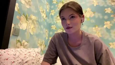 Snapshot of louismapes chatting on June 2026 06:13:02 PM Sasha online show from June 2026 06:13:02 PM