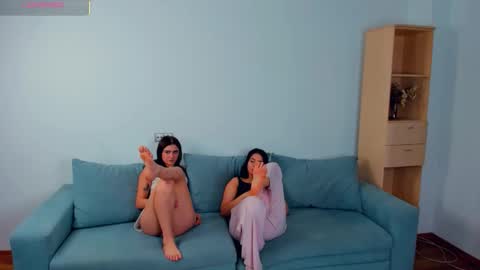 Brook and Del online show from October 2025 04:42:01 AM