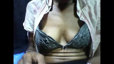 lovaelisa online show from November 2025 03:28:01 AM