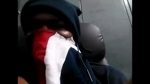 Snapshot of lovbro chatting on October 2025 02:48:02 AM lovbro online show from October 2025 02:48:02 AM