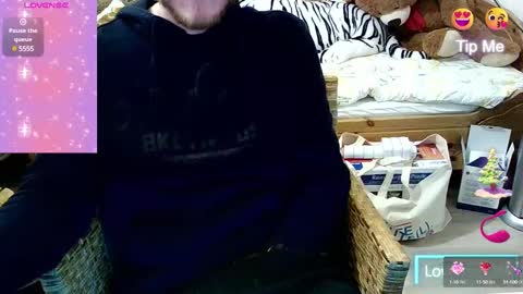 Snapshot of love_bert chatting on January 2025 08:56:01 PM Love bert online show from January 2025 08:56:01 PM