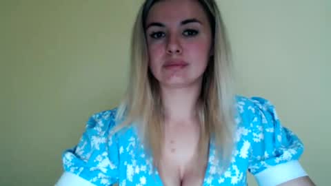 Snapshot of love_dom_meg chatting on June 2026 10:34:01 AM Megane online show from June 2026 10:34:01 AM