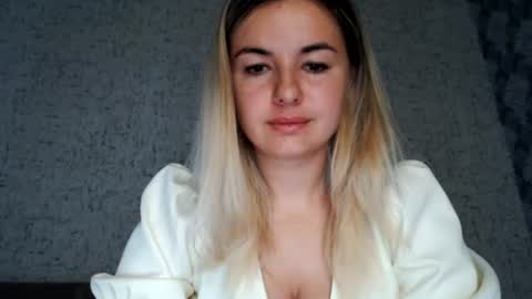 Snapshot of love_dom_meg chatting on July 2026 07:23:02 AM Megane online show from July 2026 07:23:02 AM