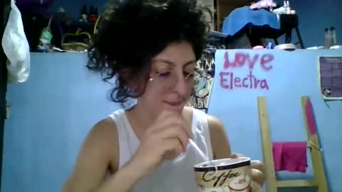 love_electra online show from December 2025 07:52:02 PM
