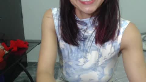 Nina online show from December 2024 04:22:02 AM