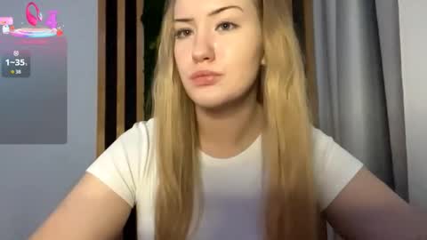 Megan online show from November 2025 05:02:02 PM