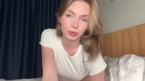 Sofi   online show from September 2025 05:58:01 PM