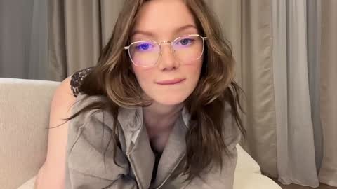 Sofi   online show from January 2026 06:02:02 PM