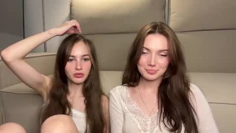 Snapshot of love_machine_ chatting on August 2026 05:15:01 PM Sofi online show from August 2026 05:15:01 PM